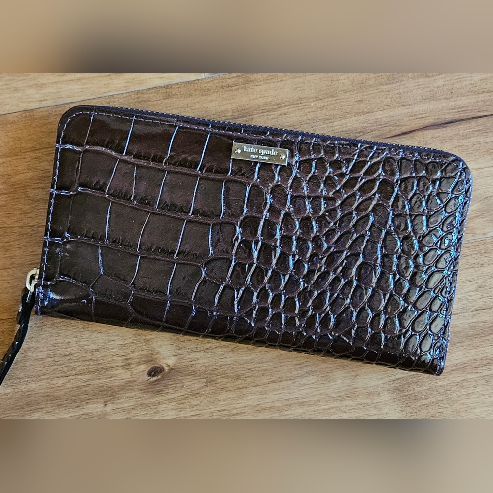 Kate Spade brown crocodile wallet